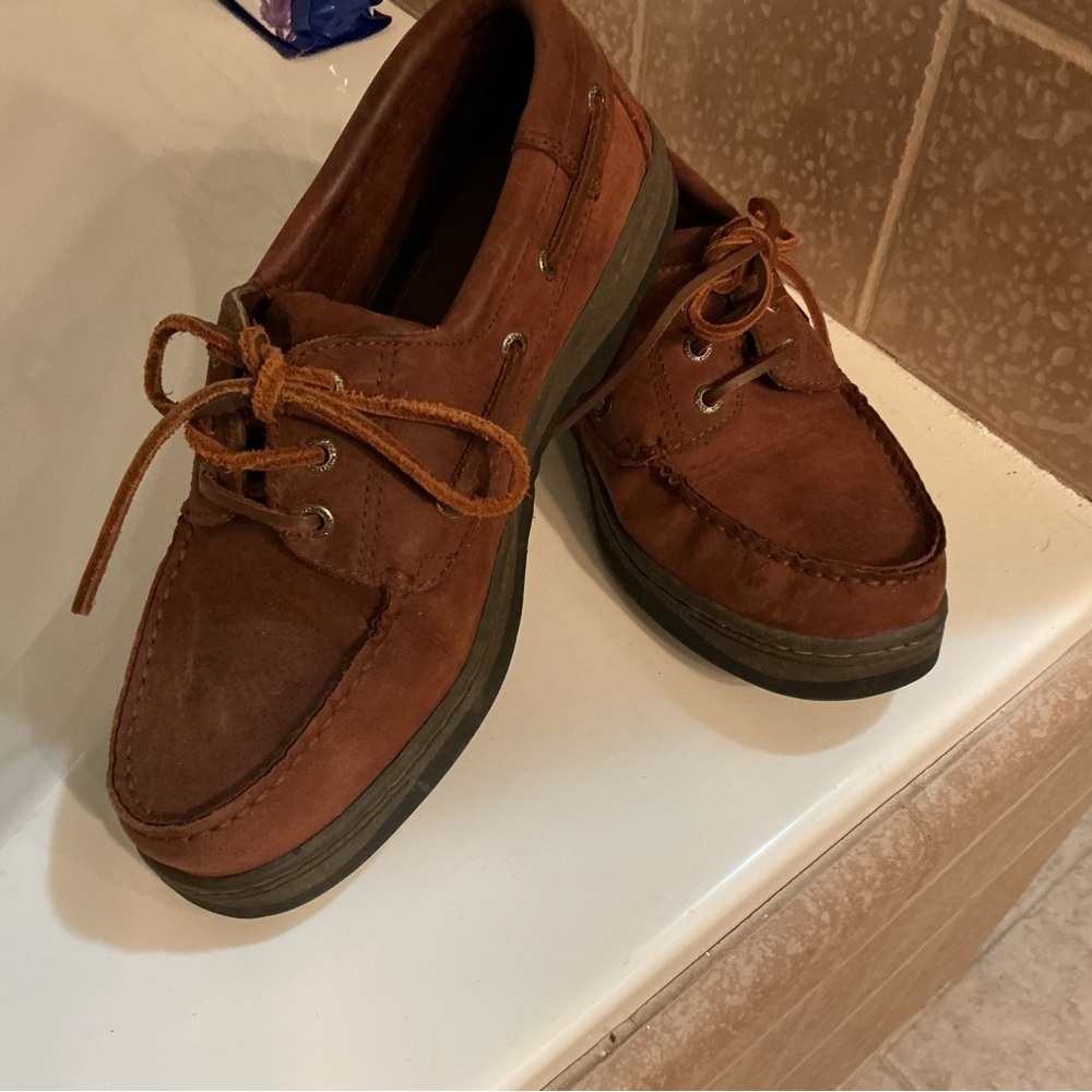 Earth Men's Brown Leather Boat Shoes